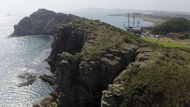 永美丽海滩(龙头海岸)/西浦浦，济州岛，韩国视频素材