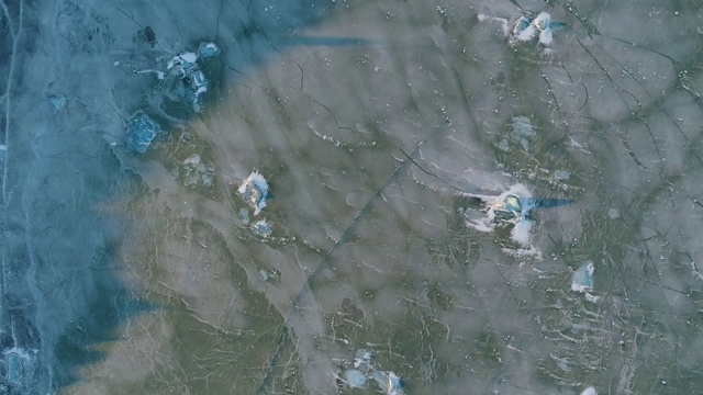 飞越冰岛的Jokulsarlon冰川湖视频下载