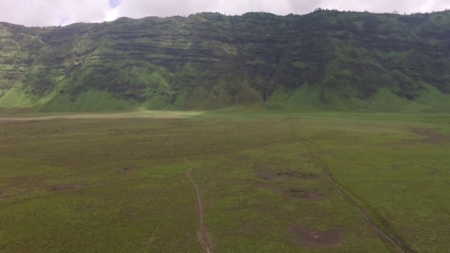 鸟瞰图，草原，Bromo tenger国家公园视频下载