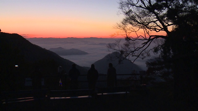 京都大江山下的云海视频素材