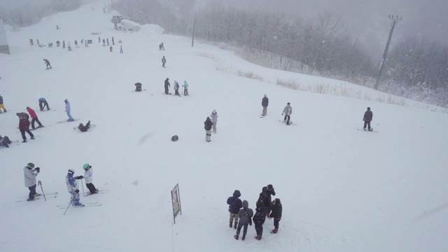 雪操场视频下载