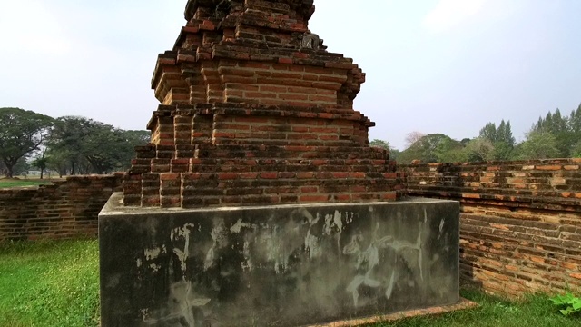 泰国玛哈那寺的古老佛教寺庙视频素材