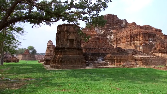 泰国玛哈那寺的古老佛教寺庙视频素材