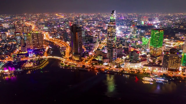 越南，胡志明市日落全景巴赫码头-延时-鸟瞰图视频素材