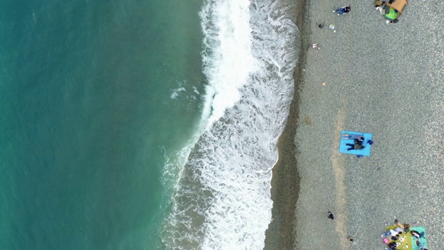 假日海滩鸟瞰图视频素材