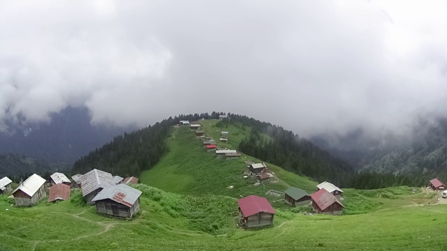 波库特高原的全景时间推移视图在黑海karadeniz地区，Rize，土耳其视频素材