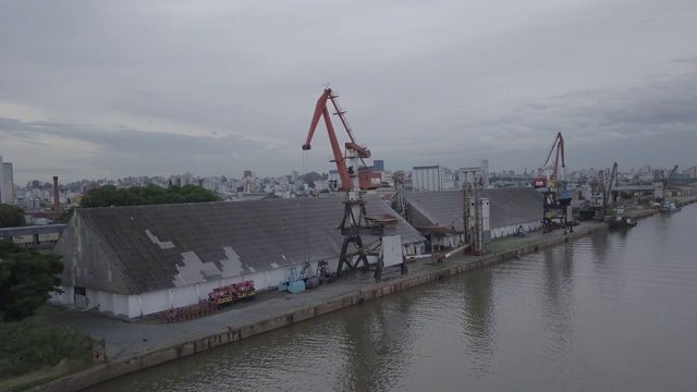 Guaíba阿雷格里港无人机桥视频素材