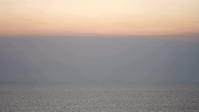 时光流逝，海面上的日落视频素材