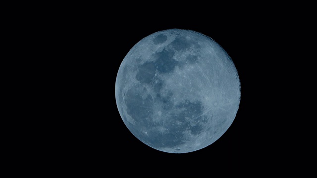 满月的夜晚镜头视频素材