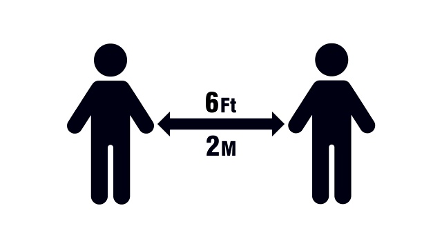 为了避免接触病毒、细菌和其他引起疾病的病原体，人们为了保持社交距离而分开视频素材