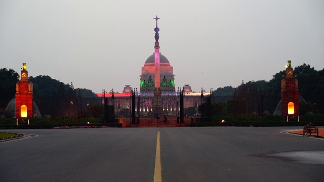 美丽的Rashtrapati Bhavan夜景视频素材