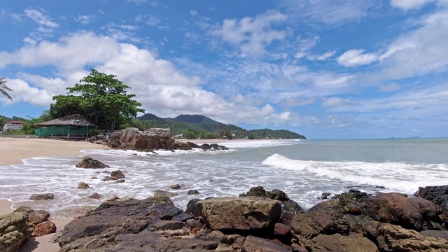 幽静的热带海滩Ko Lanta，泰国视频素材