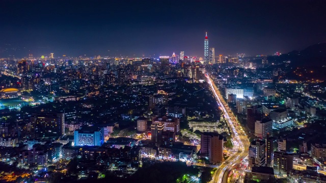 台北市景夜景时间照明交通路口屋顶空中全景4k时间推移台湾视频素材