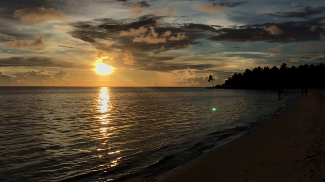 热带沿海日落视频素材