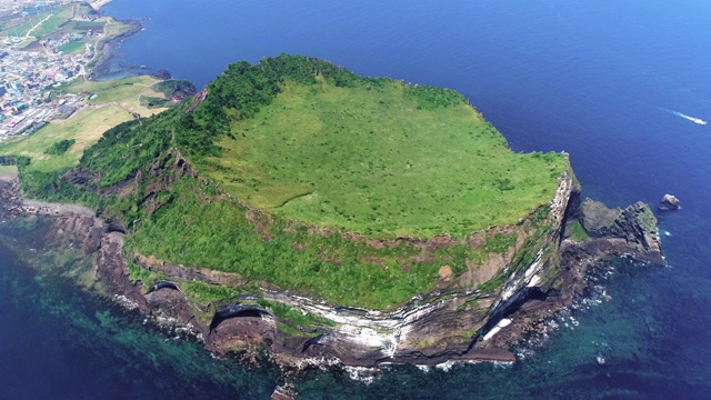 朝鲜半岛Seogwipo-si, Jeju-do视频素材