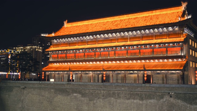 西安古城墙夜景，中国。视频素材