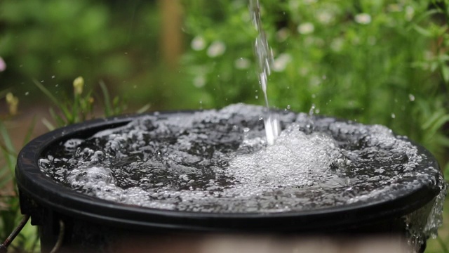 下雨的一天。雨季的概念。视频素材