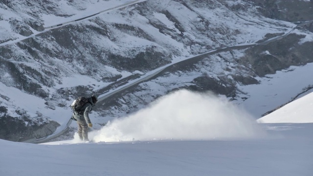 冬季滑雪板山4k视频素材