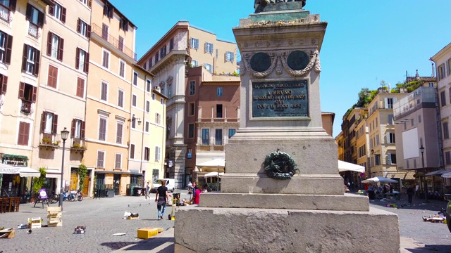 Campo De Fiori，罗马，佐丹奴布鲁诺雕像视频素材