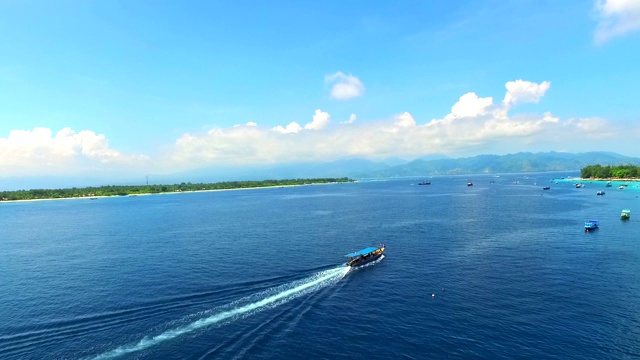 空中的船在海上视频素材