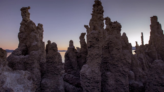 黎明前莫诺湖南凝灰岩储备-运动控制时间流逝视频素材