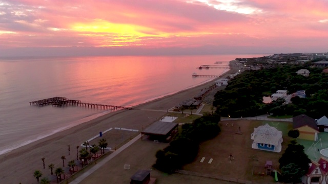 海滩和海浪日落视频素材