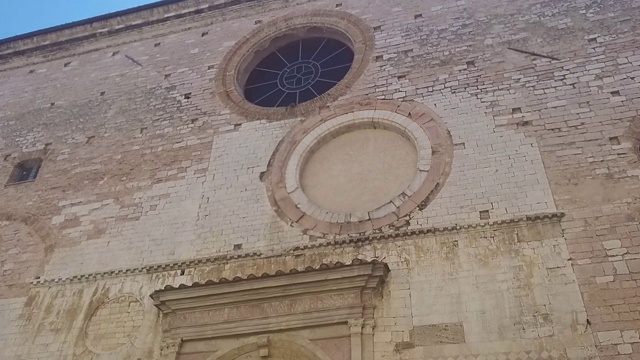 圣洛伦索教堂在斯佩洛中心视频素材