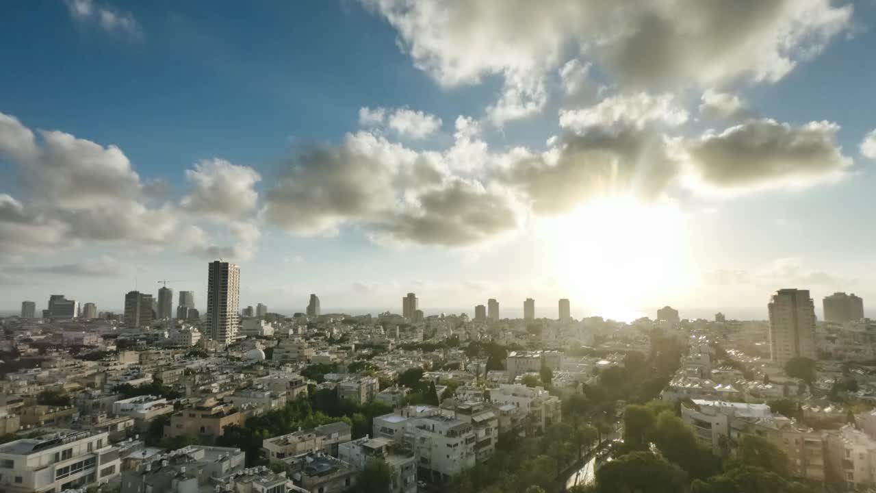 特拉维夫城市日落的天际线时间流逝视频素材