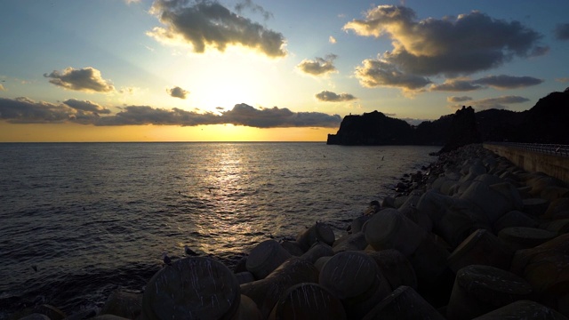 乌良岛的风景，美丽的大海和天空视频素材