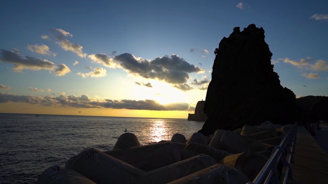 乌良岛的风景，美丽的大海和天空视频素材