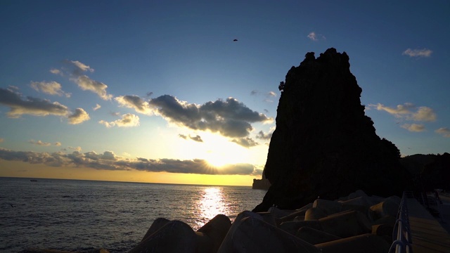 乌良岛的风景，美丽的大海和天空视频素材