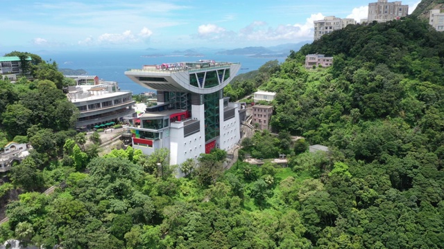 香港太平山顶塔的无人机照片视频素材