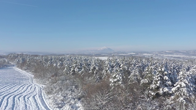 Rtanj山景1月4K航拍视频视频素材