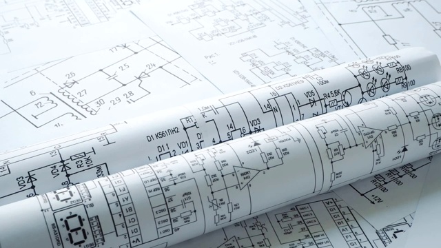 工程师电子工作。图纸工程电气图纸视频素材