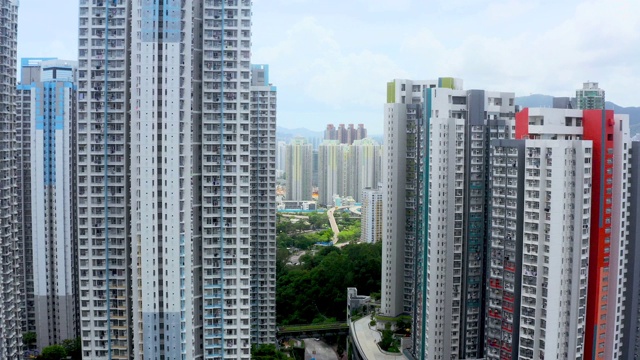 无人机拍摄的晴天空中九龙全景，香港视频素材