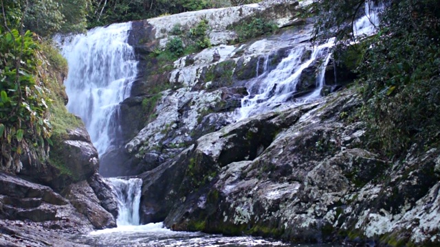 Amancio Waterfall in Biguaçu in Brazil.视频素材