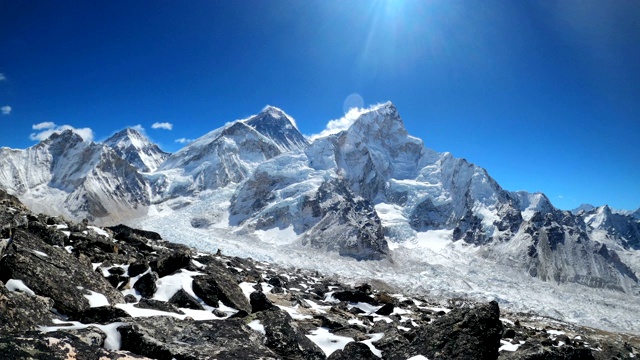 喜马拉雅山脉的风景视频素材