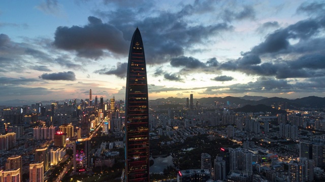 T/L HA WS PAN Shenzhen KK100 skyline from dusk to night timelapse /中国广东省深圳视频素材