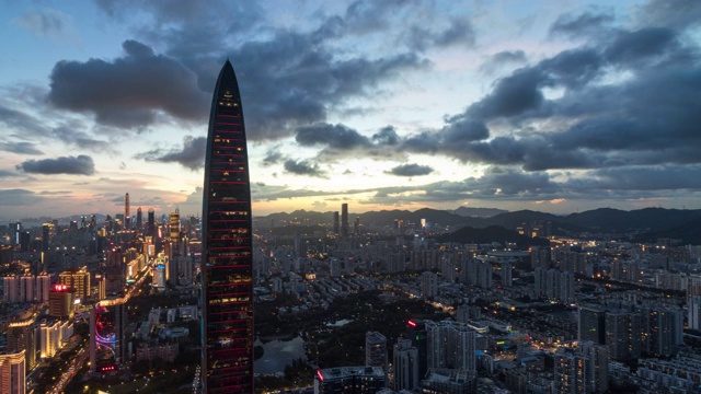 T/L HA WS PAN Shenzhen KK100 skyline from dusk to night timelapse /中国广东省深圳视频素材