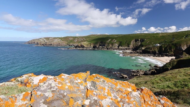 英国康沃尔郡，Zennor, Gurnards Head附近的Porth Glaze小海湾。视频素材