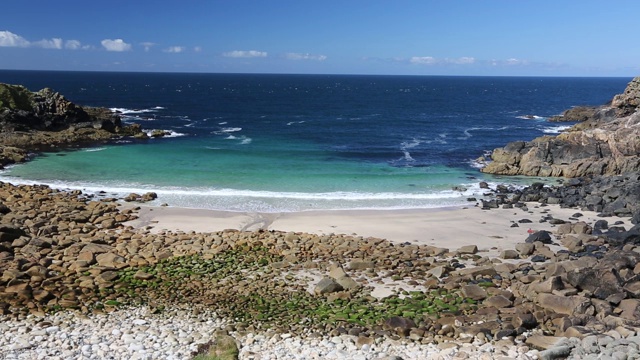 英国Zennor附近的Porthmeor海湾康沃尔海岸风景。视频素材