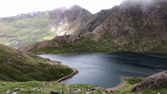 斯诺登峰山景城视频素材