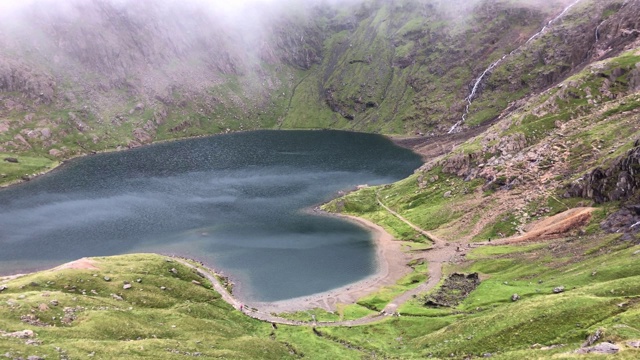 斯诺登峰山景城视频素材