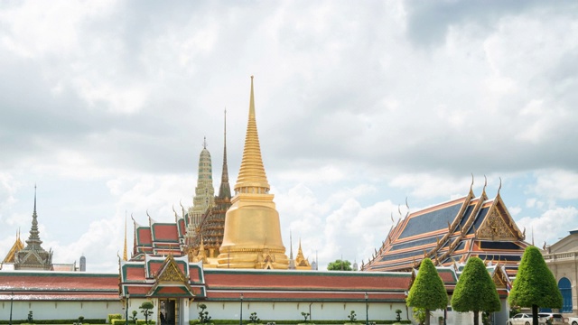 佛寺是泰国曼谷最著名的旅游景点之一。视频素材