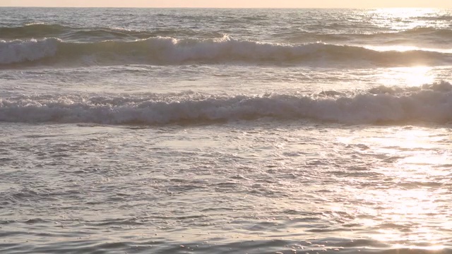 落日时分的地中海海岸视频素材