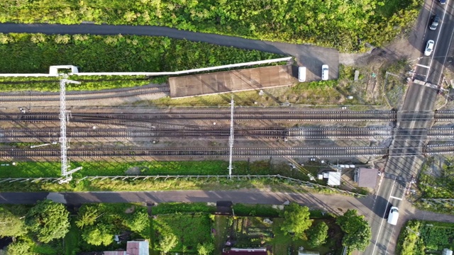 飞越铁路轨道，视频素材