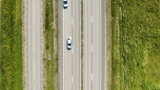 瑞典高速公路鸟瞰图-正上方视频素材