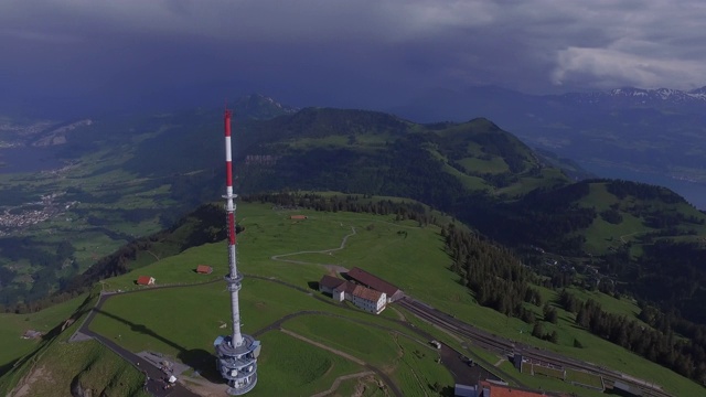 从Rigi Kulm俯瞰Lucerne, Rigi山的最高峰视频素材