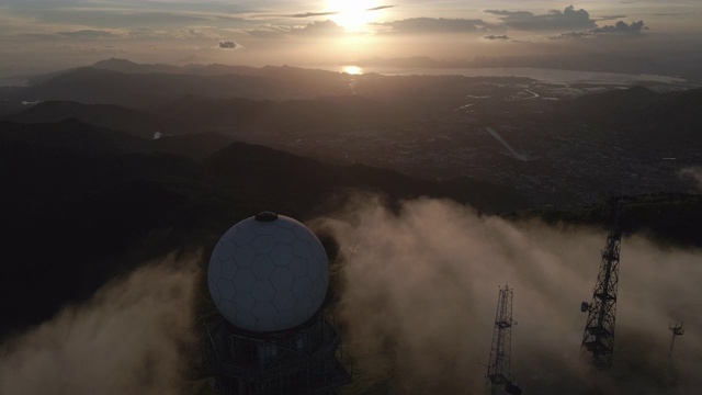 4K慢镜头，大帽山天文台，香港最高峰视频素材