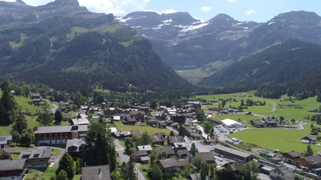 Les diableret夏季返回旅行-空中4K视频素材